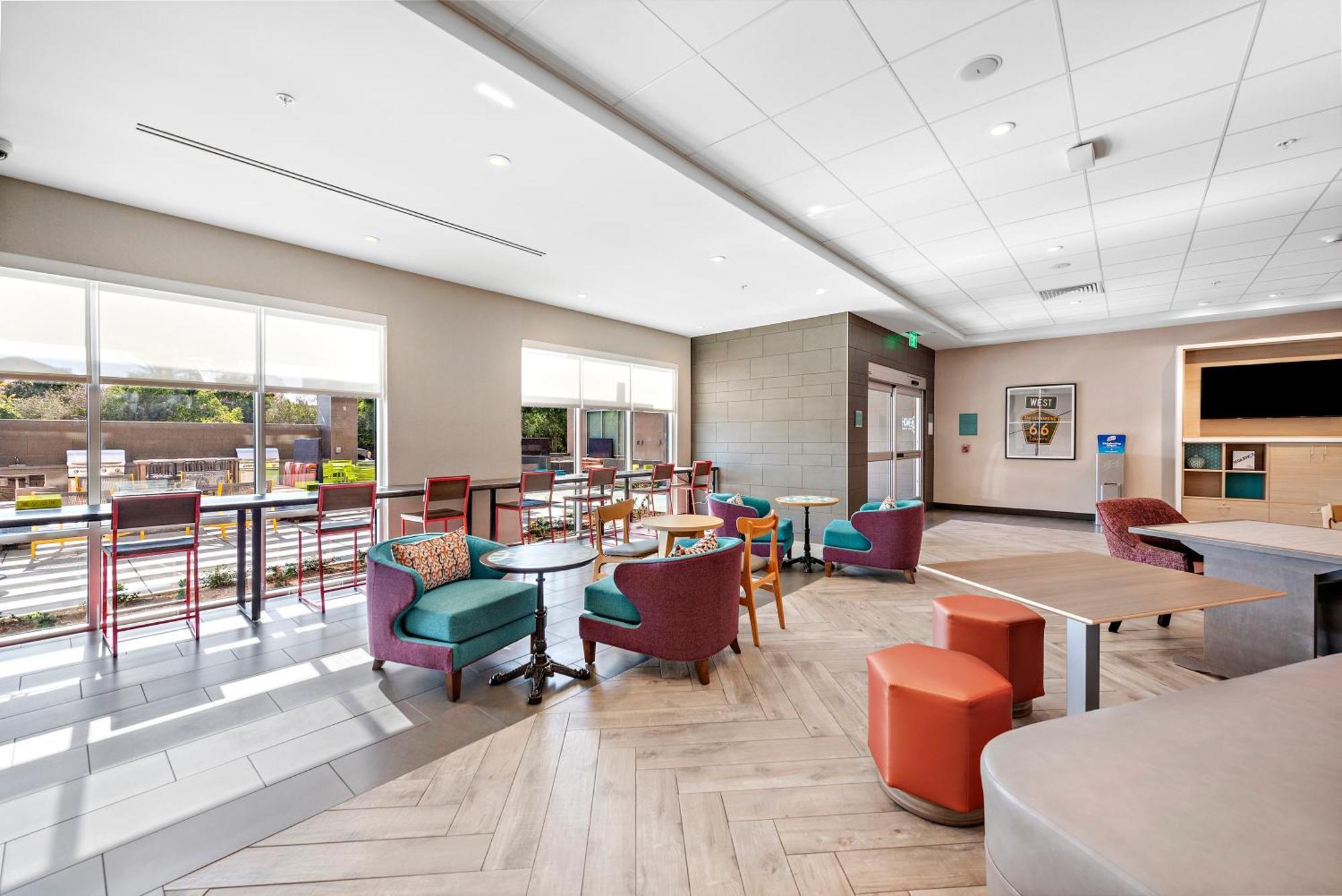 Home2 Suites By Hilton San Bernardino Eksteriør bilde