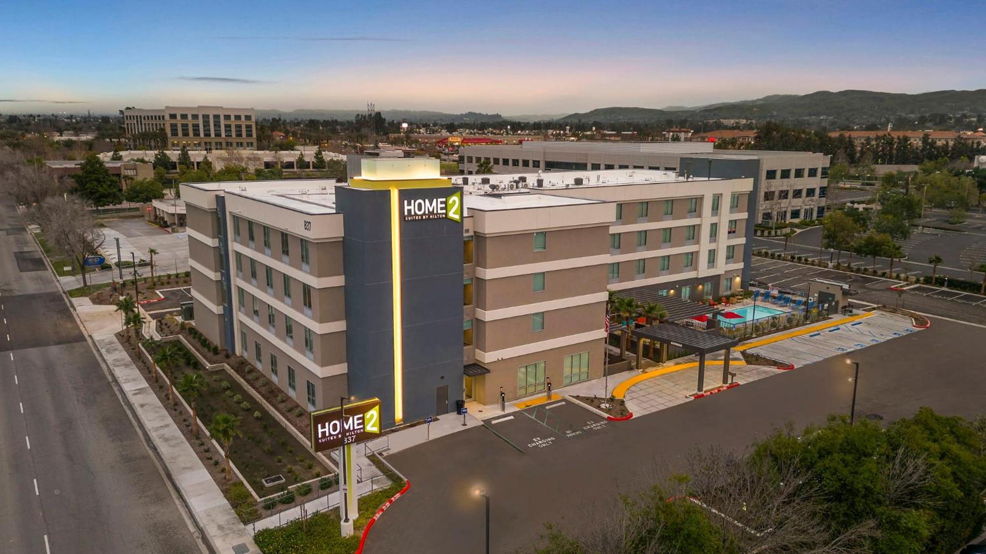 Home2 Suites By Hilton San Bernardino Eksteriør bilde