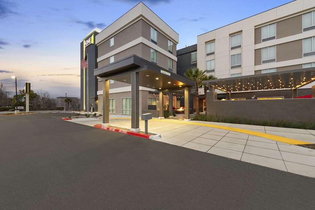 Home2 Suites By Hilton San Bernardino Eksteriør bilde